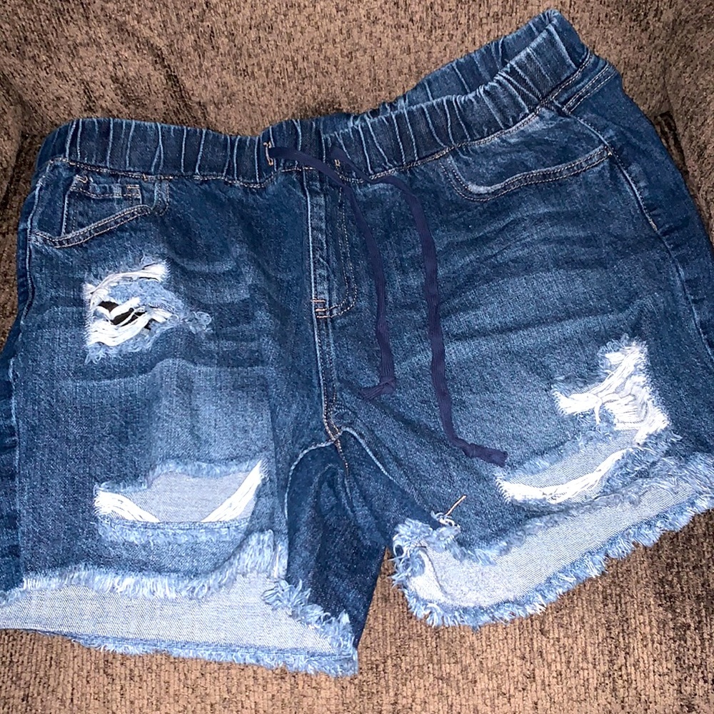 Woman’s shorts plus size